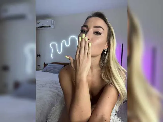 NurseTDoc – webcam model profile photo Image 7