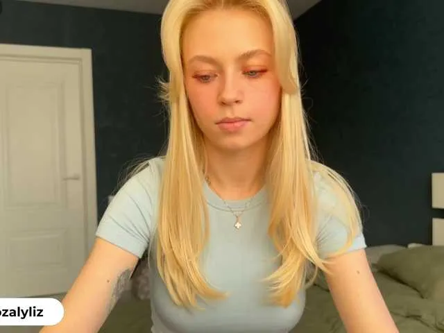 BabeBeth40 – webcam model profile photo Image 11