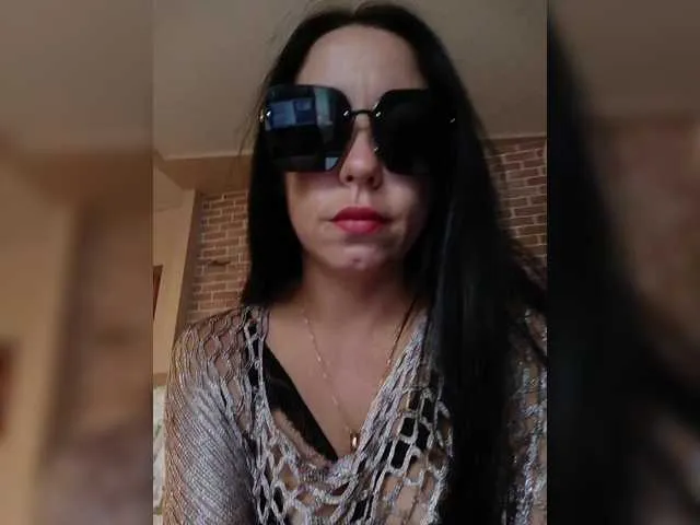 LoraDevine – webcam model profile photo Image 16