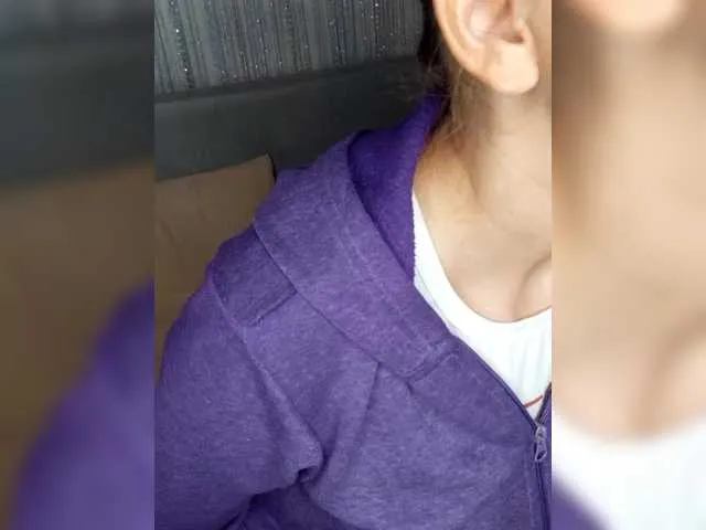 Just---me – webcam model profile photo Image 10