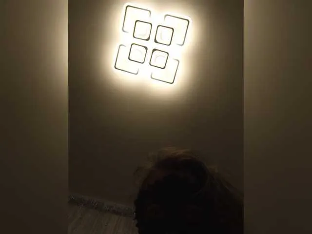 Just---me – webcam model profile photo Image 7