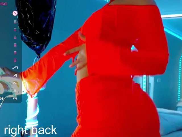 SweetieEva – webcam model profile photo Image 10