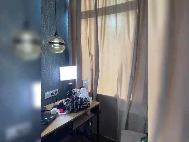 heanvenlyblonde – webcam model profile photo Image 3