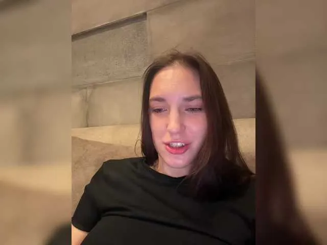 BlondeScarlettx – webcam model profile photo Image 2