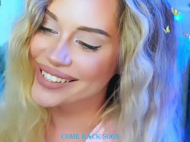 SusyBlair – webcam model profile photo Image 16