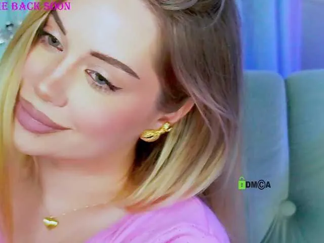 SusyBlair – webcam model profile photo Image 17