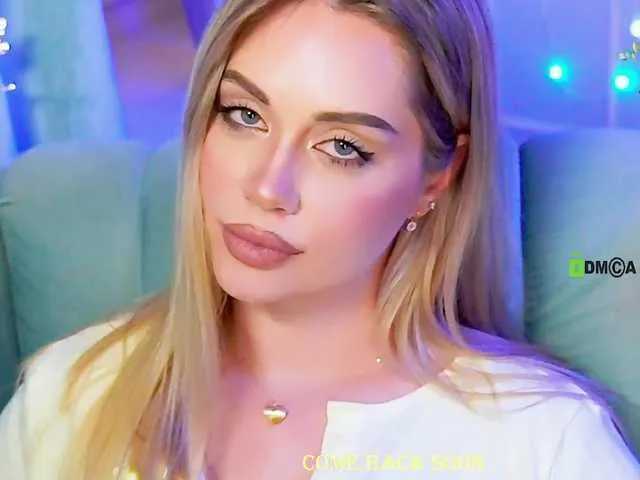 SusyBlair – webcam model profile photo Image 18