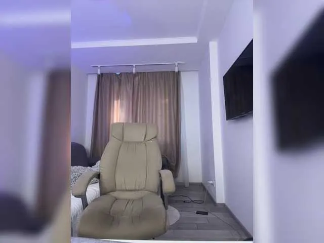 BlondeScarlettx – webcam model profile photo Image 12