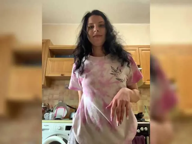 MistressLouUK – webcam model profile photo Image 5