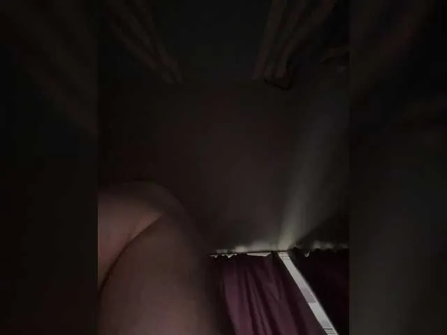 baszogepek – webcam model profile photo Image 18