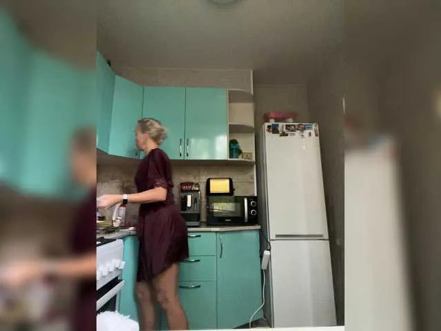 British_EmJess – webcam model profile photo Image 16