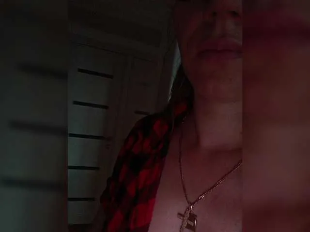 SusyBlair – webcam model profile photo Image 19