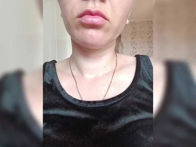 SusyBlair – webcam model profile photo Image 2