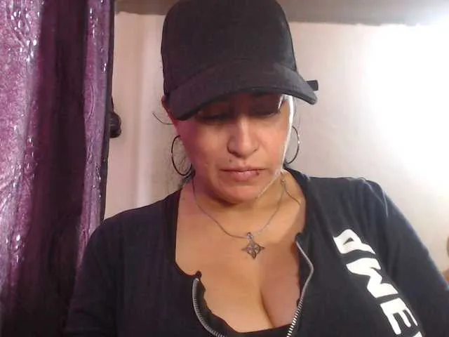 SquirtleBabyy – webcam model profile photo Image 17