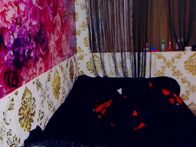 DannieSmith1 – webcam model profile photo Image 8