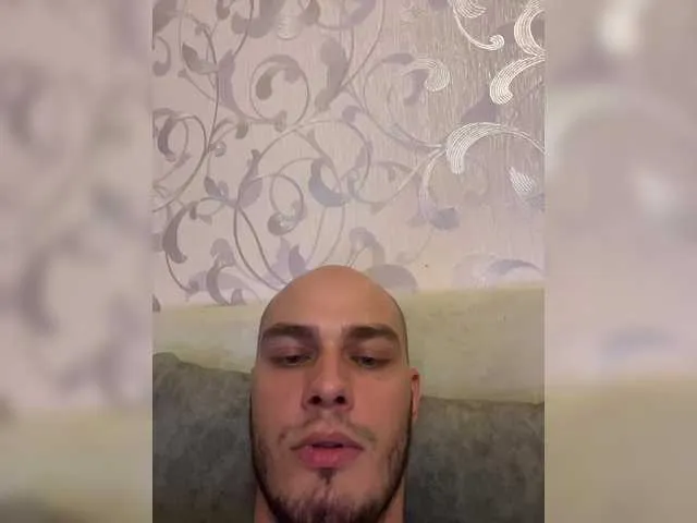 AlexChet – webcam model profile photo