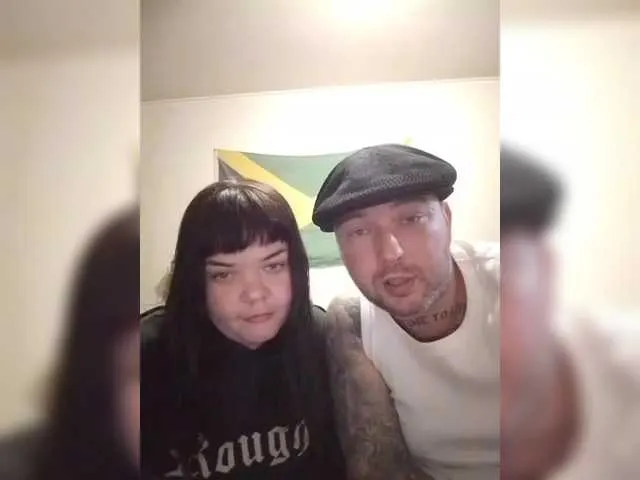 AliceFoxy777 – webcam model profile photo