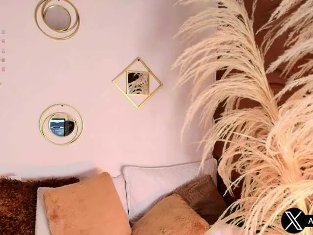 British_EmJess – webcam model profile photo Image 2