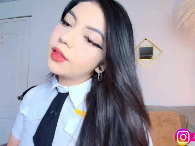 British_EmJess – webcam model profile photo Image 3