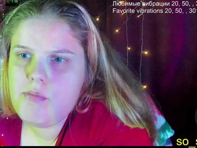 alicepussy – webcam model profile photo