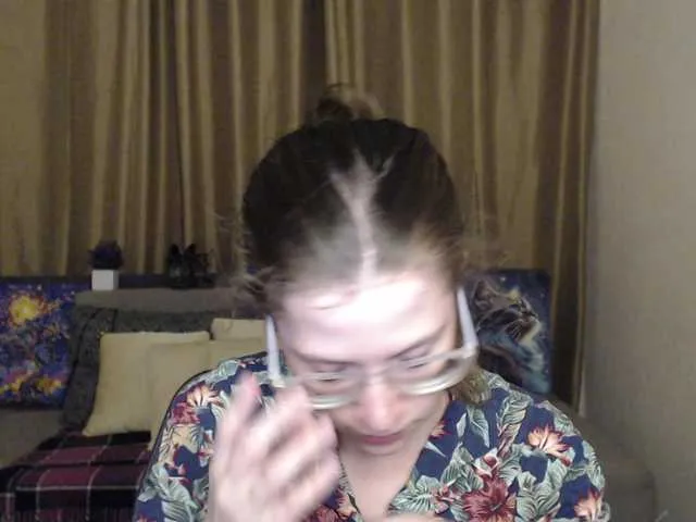 British_EmJess – webcam model profile photo Image 2