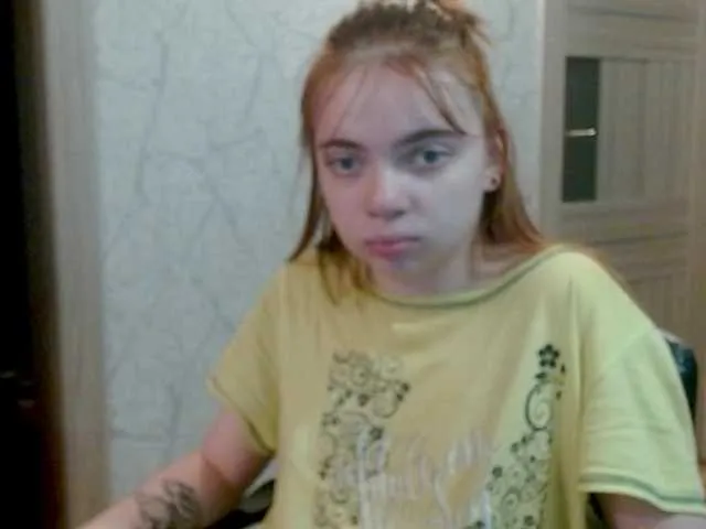 LoraDevine – webcam model profile photo Image 16