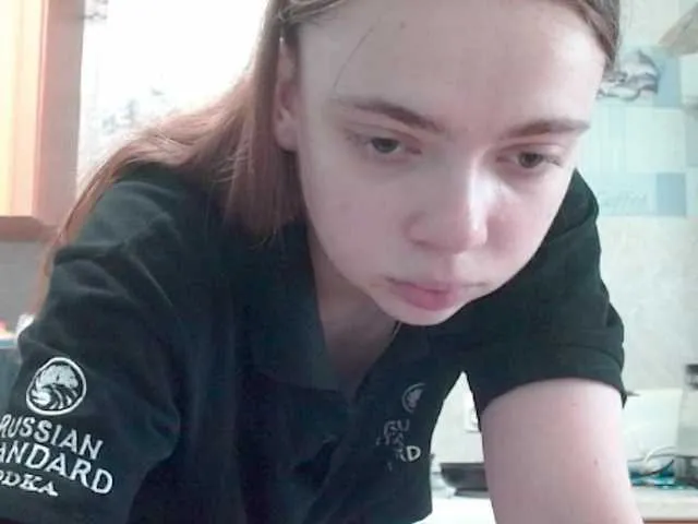 LoraDevine – webcam model profile photo Image 9