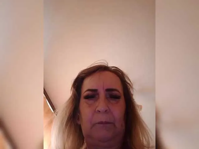 SusyBlair – webcam model profile photo Image 10