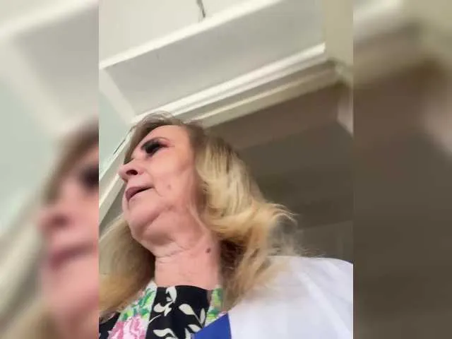 SusyBlair – webcam model profile photo Image 6