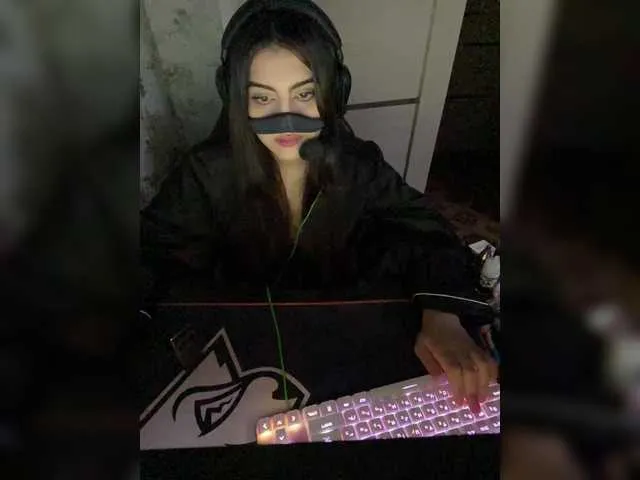 JessieBlonde – webcam model profile photo Image 14