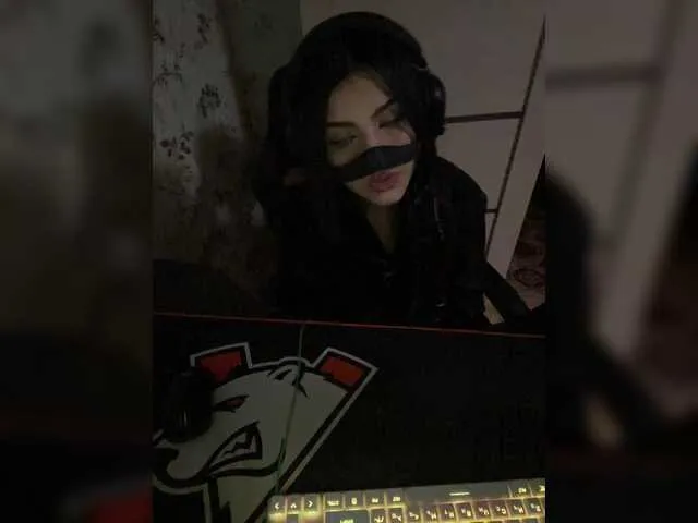 JessieBlonde – webcam model profile photo Image 18