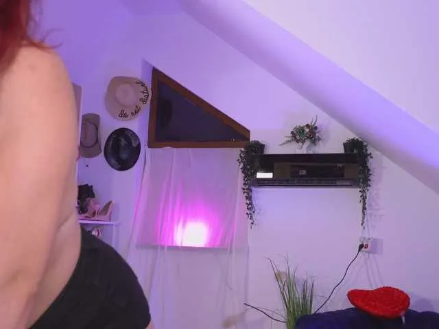 MarilynRainbow – webcam model profile photo Image 3