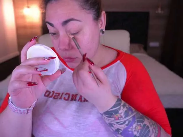 Leysun7 – webcam model profile photo Image 4