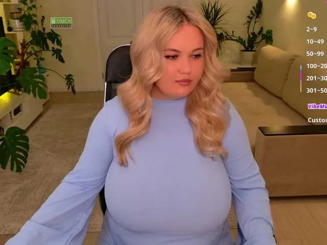 blondeambitionnn – webcam model profile photo Image 10