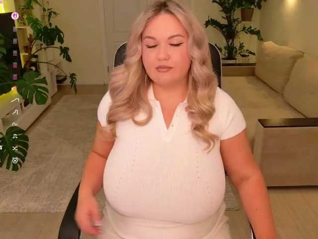 blondeambitionnn – webcam model profile photo Image 14