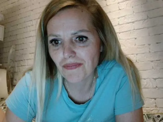 SofiaSins – webcam model profile photo Image 5