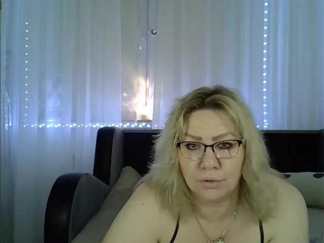 Sexycikas – webcam model profile photo Image 15