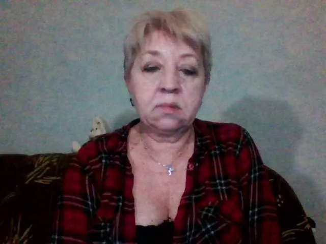 blondeangel_4u2 – webcam model profile photo Image 3