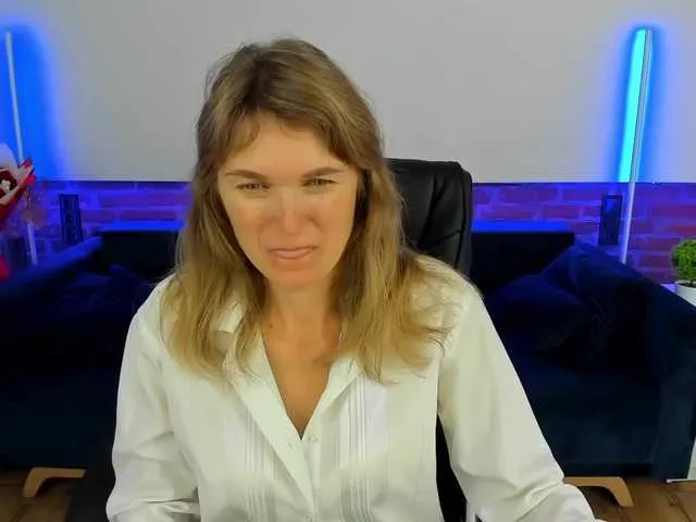 bunny_blonde – webcam model profile photo Image 7