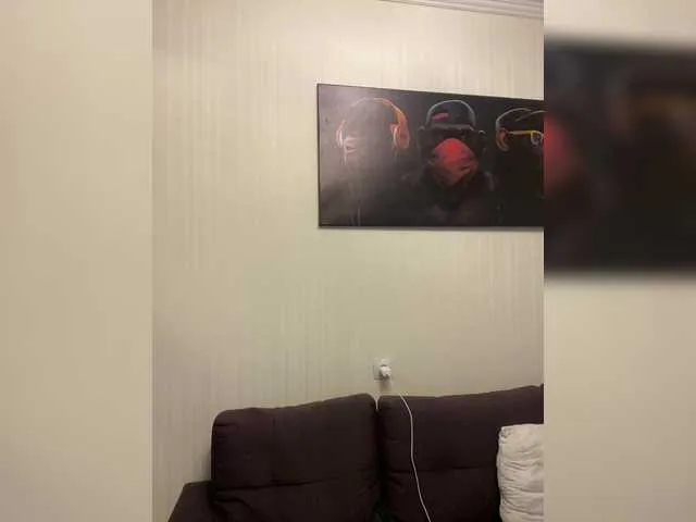 Haluley – webcam model profile photo Image 16