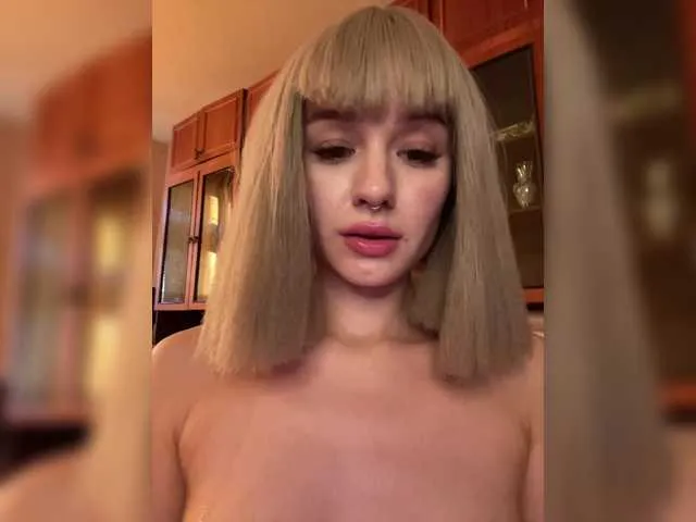 TearPrincess – webcam model profile photo Image 6