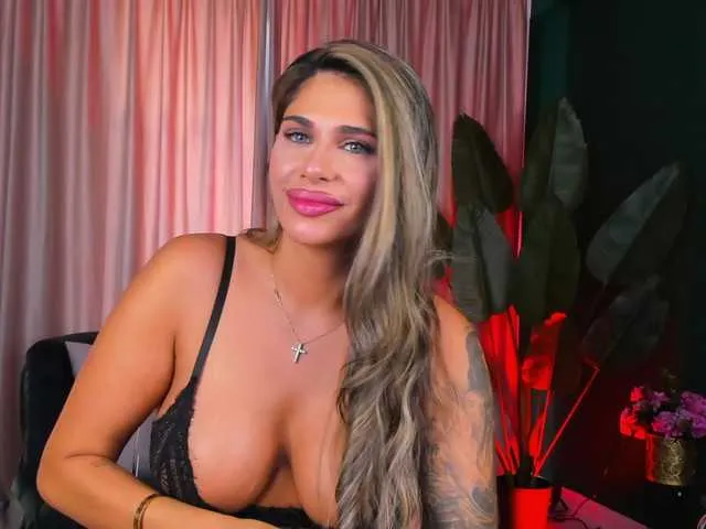 SusyBlair – webcam model profile photo Image 7