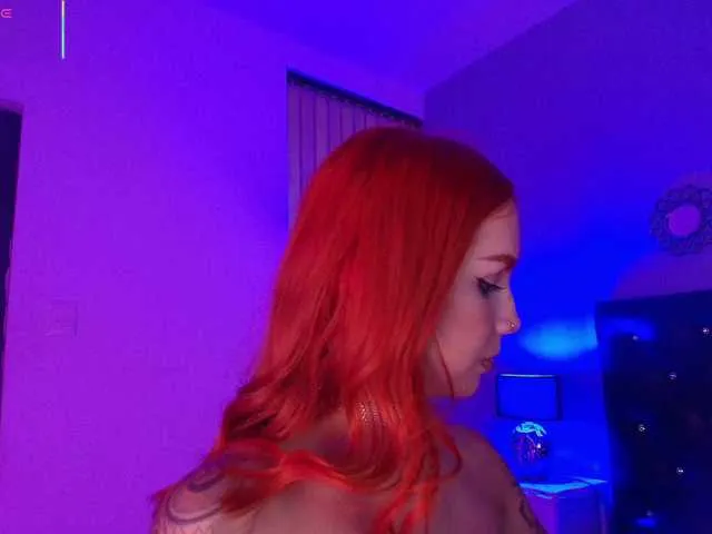 SofiaSins – webcam model profile photo Image 3