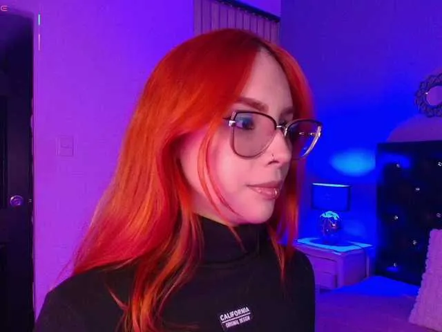 SofiaSins – webcam model profile photo Image 8