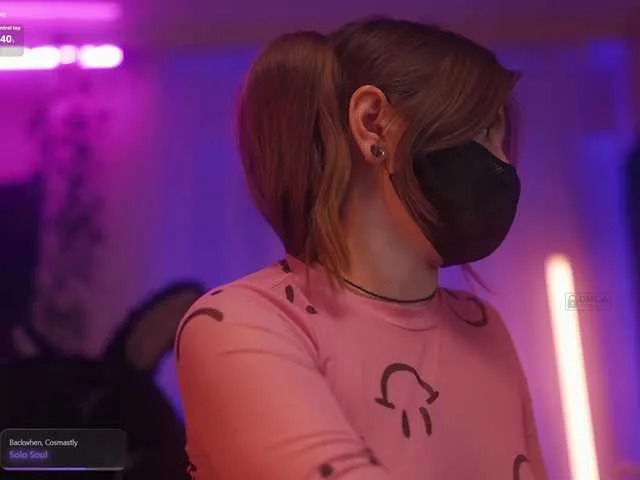 CateLong – webcam model profile photo Image 6