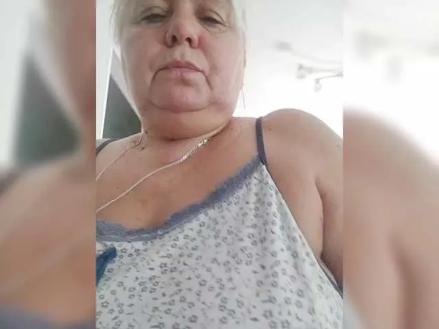 MarilynRainbow – webcam model profile photo Image 10