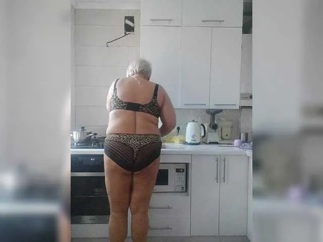 MarilynRainbow – webcam model profile photo Image 18