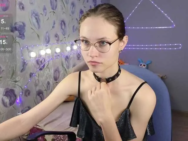 Milaa1998 – webcam model profile photo Image 4