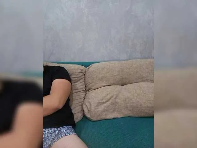 MarilynRainbow – webcam model profile photo Image 6