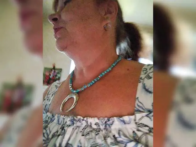 SusyBlair – webcam model profile photo Image 13